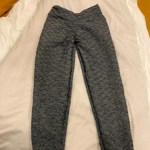 Never Worn,Gray Muscle Sisters Bubble Leggings (L, fits like a S)
